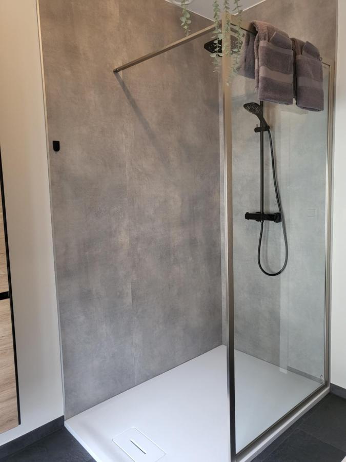 Loogiez Aparthotel Tongeren Εξωτερικό φωτογραφία
