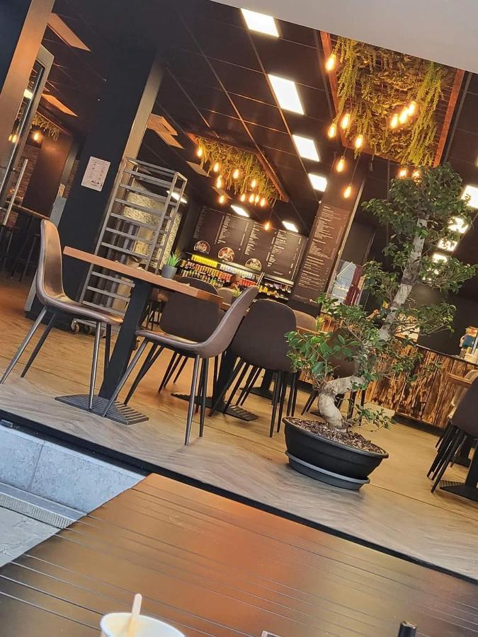 Loogiez Aparthotel Tongeren Εξωτερικό φωτογραφία